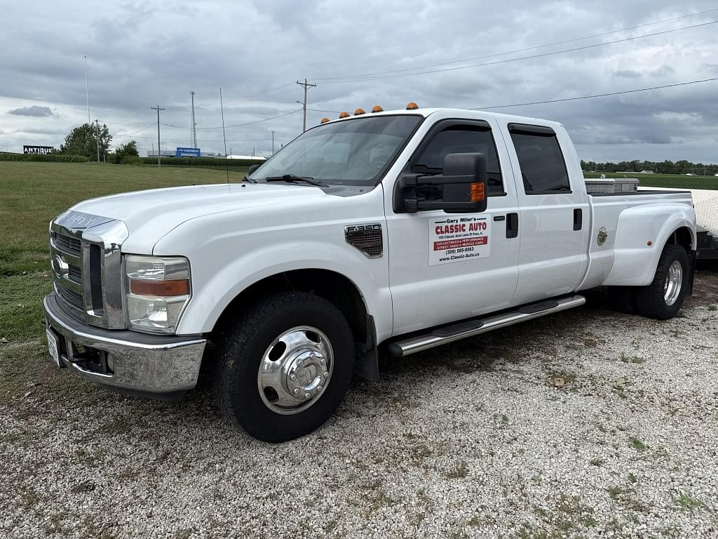 Image of Ford F-350 Primary image