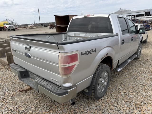 Image of Ford F-150 equipment image 2