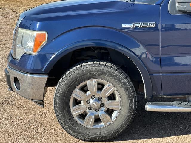 Image of Ford F-150 equipment image 2