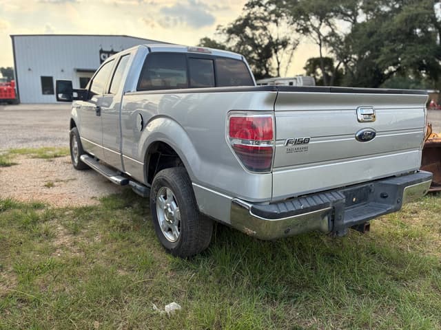 Image of Ford F-150 equipment image 3
