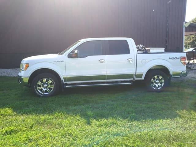 Image of Ford F-150 equipment image 2