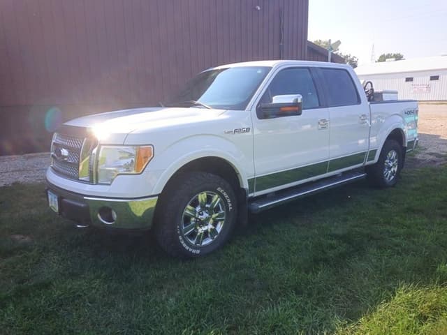 Image of Ford F-150 equipment image 1