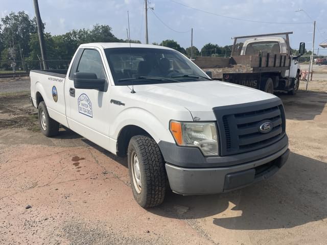 Image of Ford F-150 equipment image 1