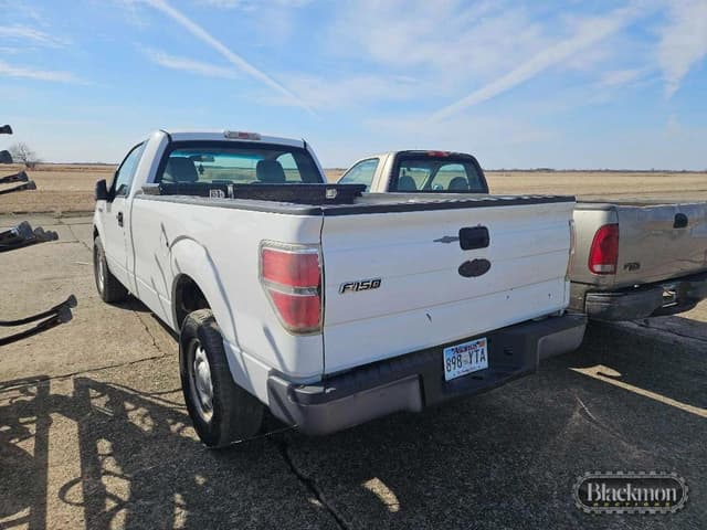 Image of Ford F-150 equipment image 2