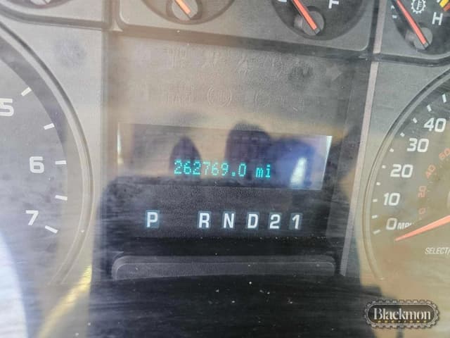 Image of Ford F-150 equipment image 4