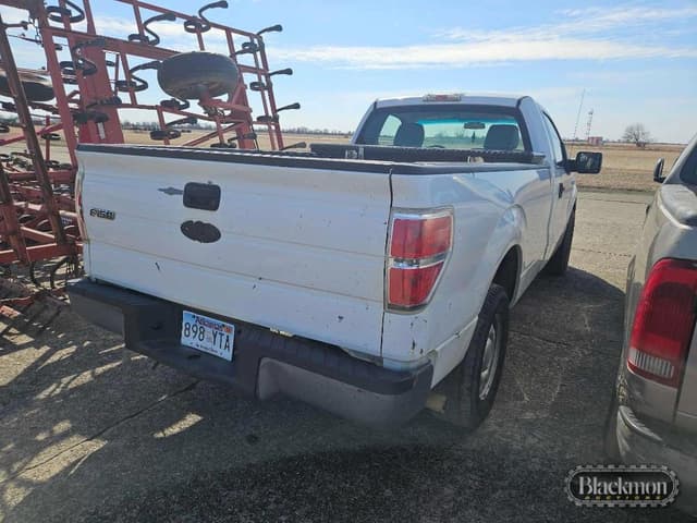 Image of Ford F-150 equipment image 1