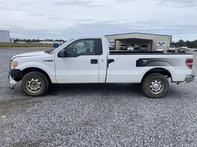 Image of Ford F-150 equipment image 1