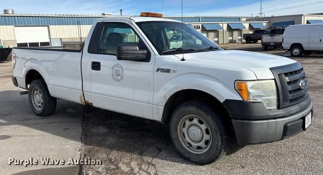 Image of Ford F-150 equipment image 2