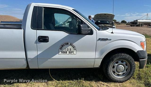 Image of Ford F-150 equipment image 3