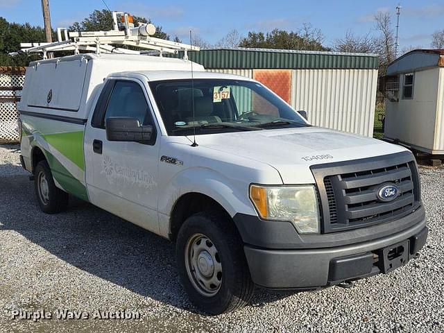 Image of Ford F-150 equipment image 2