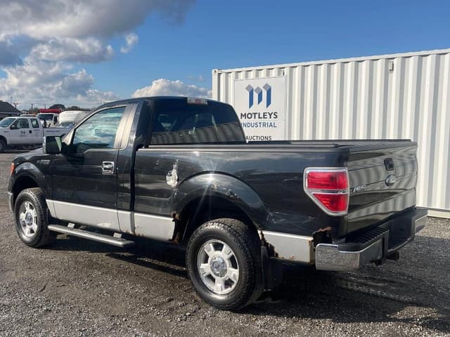 Image of Ford F-150 equipment image 1