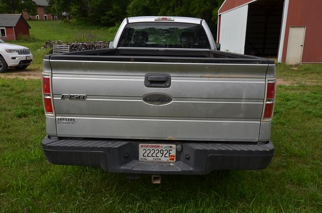 Image of Ford F-150 equipment image 2