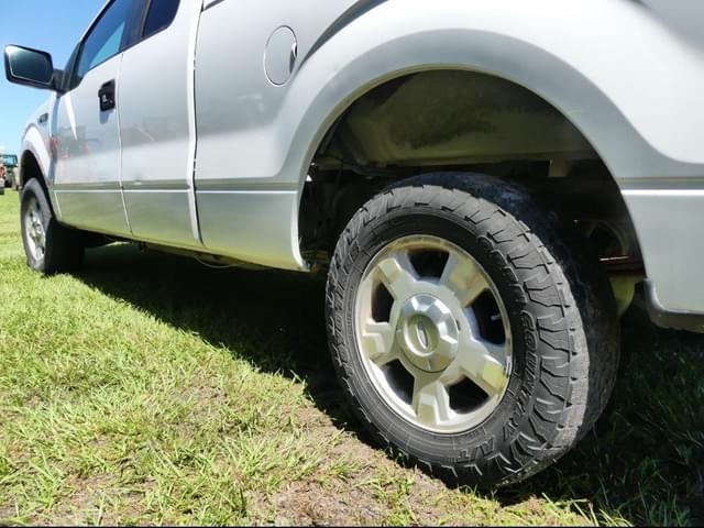 Image of Ford F-150 equipment image 4