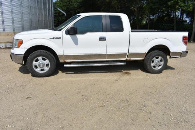 Image of Ford F-150 equipment image 2