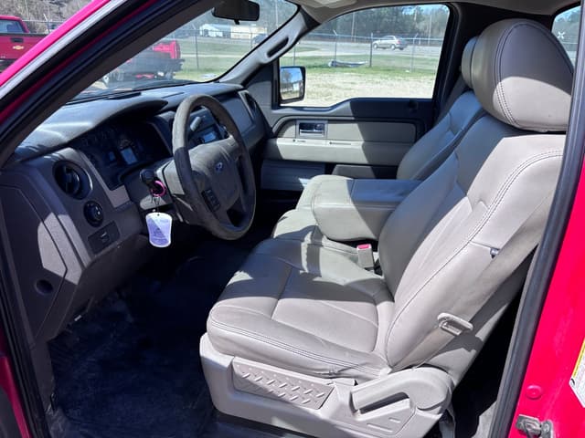 Image of Ford F-150 equipment image 4