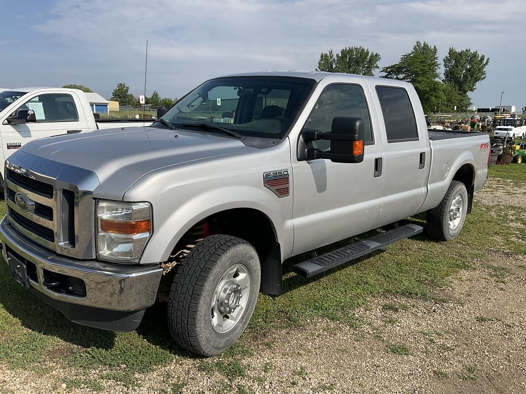 Image of Ford F-250 Primary image