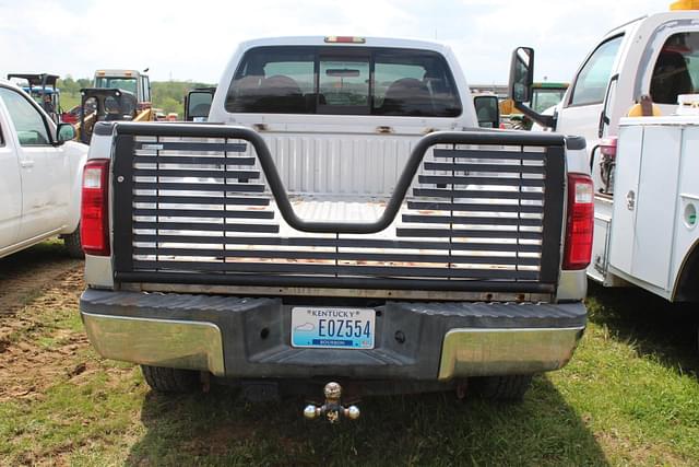 Image of Ford F-250 equipment image 2
