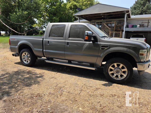 Image of Ford F-250 equipment image 3