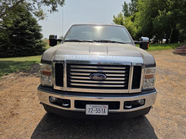 Image of Ford F-250 equipment image 1