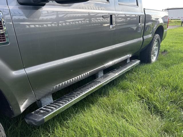 Image of Ford F-250 equipment image 4