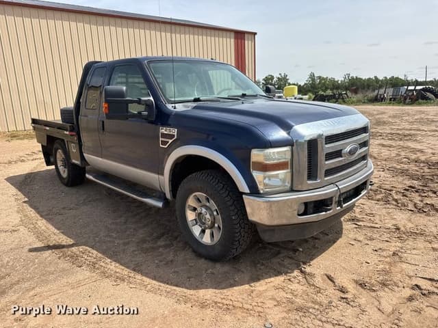Image of Ford F-250 equipment image 2