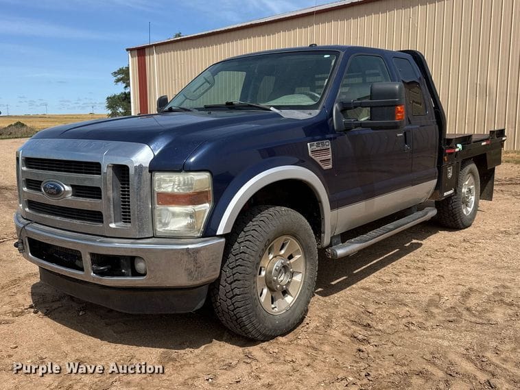 2010 Ford F-250 Equipment Image0