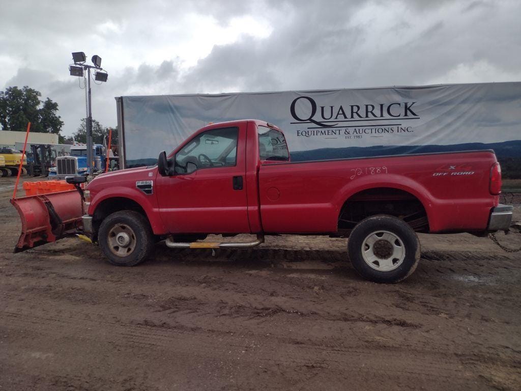 2010 Ford F-250 Equipment Image0