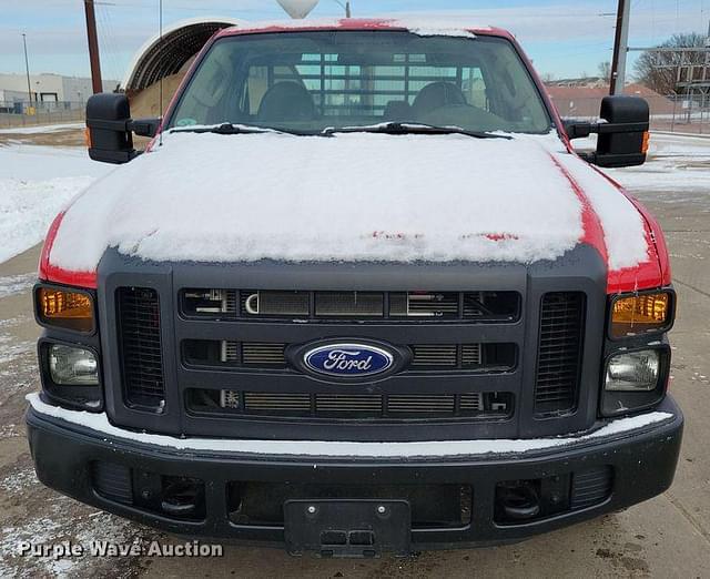 Image of Ford F-250 equipment image 1