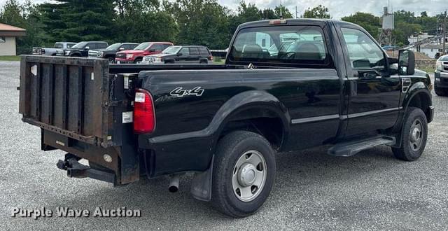 Image of Ford F-250 equipment image 4