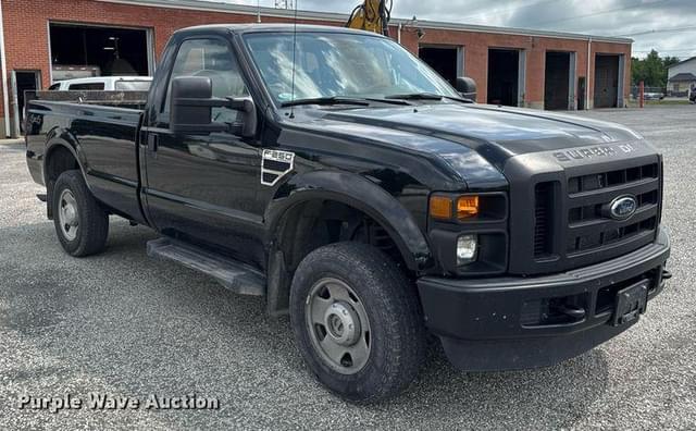Image of Ford F-250 equipment image 2