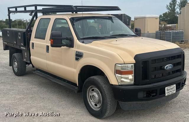 Image of Ford F-250 equipment image 2