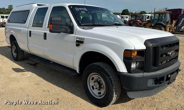 Image of Ford F-250 equipment image 2
