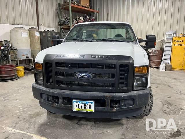 Image of Ford F-250 equipment image 1