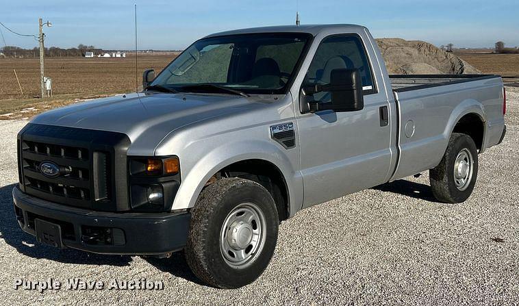 Image of Ford F-250 Primary image