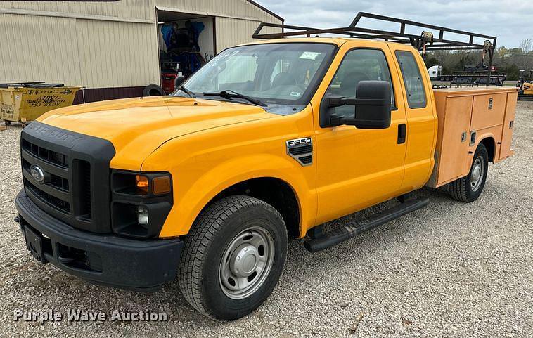 Image of Ford F-250 Primary image