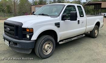2010 Ford F-250 Equipment Image0