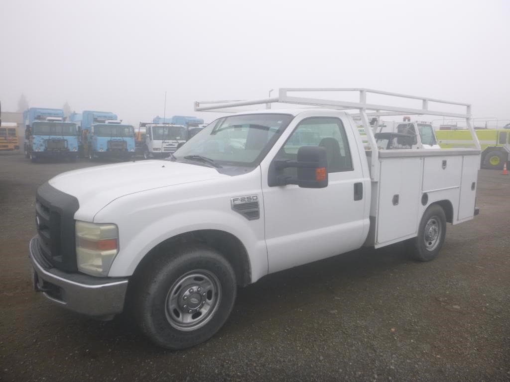 Image of Ford F-250 Primary image