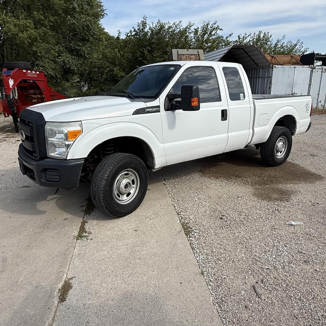 Image of Ford F-250 Primary image