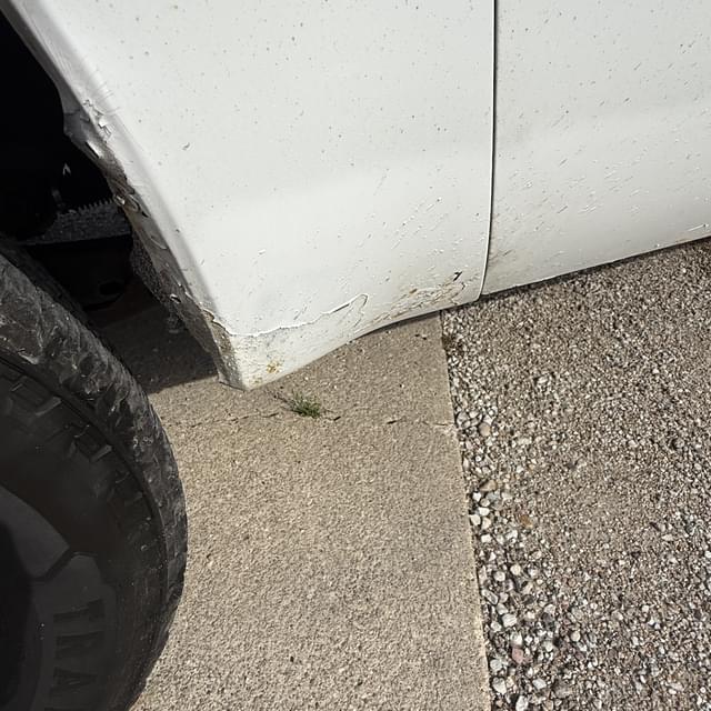 Image of Ford F-250 equipment image 4