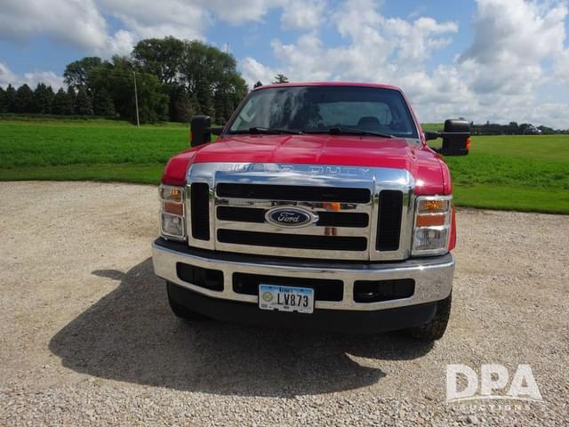 Image of Ford F-250 equipment image 3
