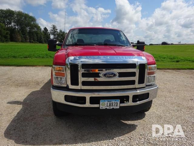 Image of Ford F-250 equipment image 4