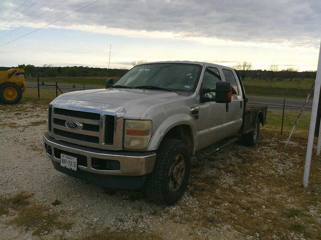 Image of Ford F-350 Primary image