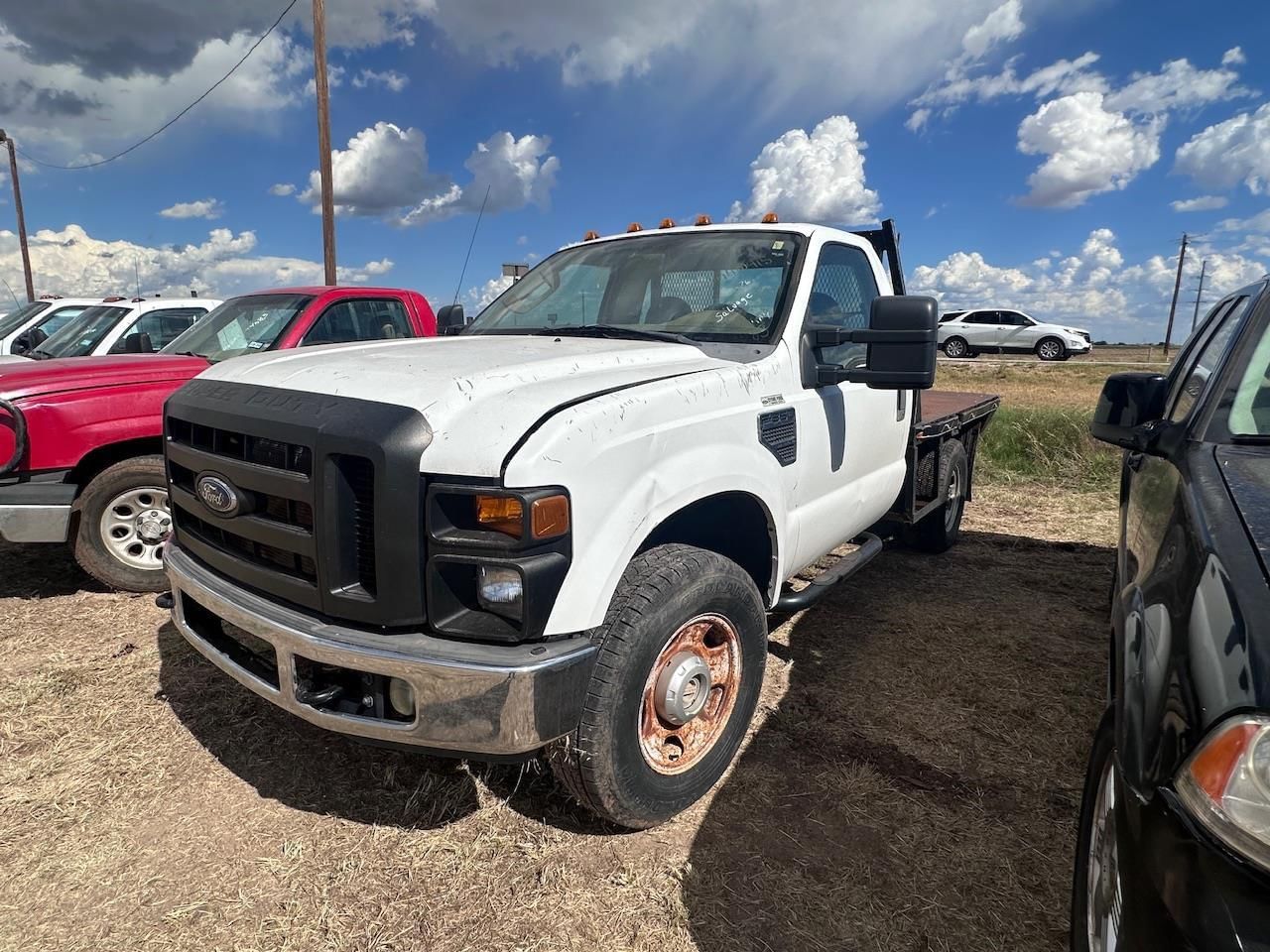 2010 Ford F-350 Equipment Image0
