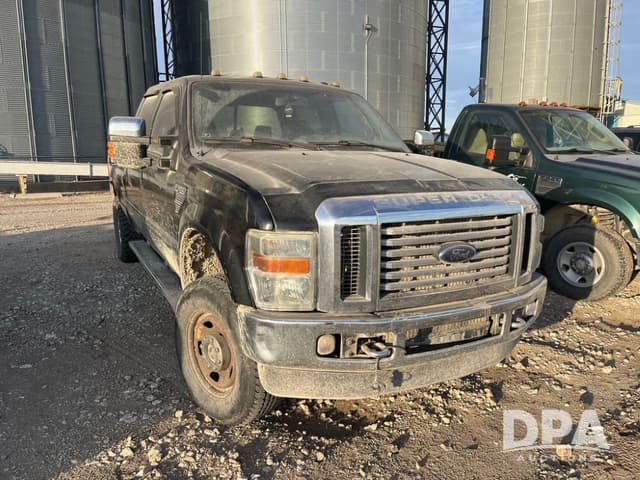 Image of Ford F-350 equipment image 3