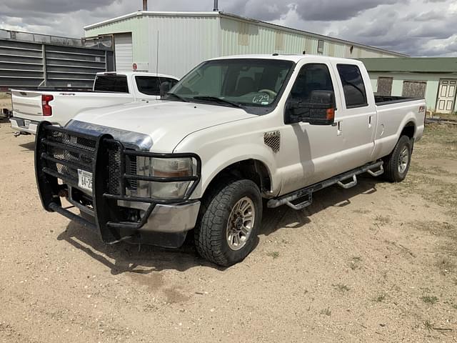 Image of Ford F-350 equipment image 1