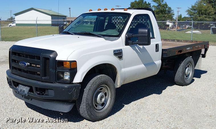 Image of Ford F-350 Primary image