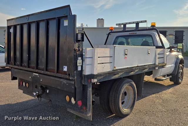 Image of Ford F-450 equipment image 4