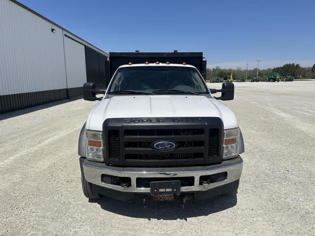 Image of Ford F-550 equipment image 1