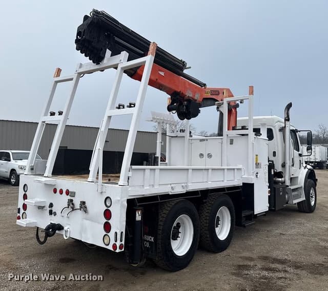 Image of Freightliner Business Class M2 equipment image 4