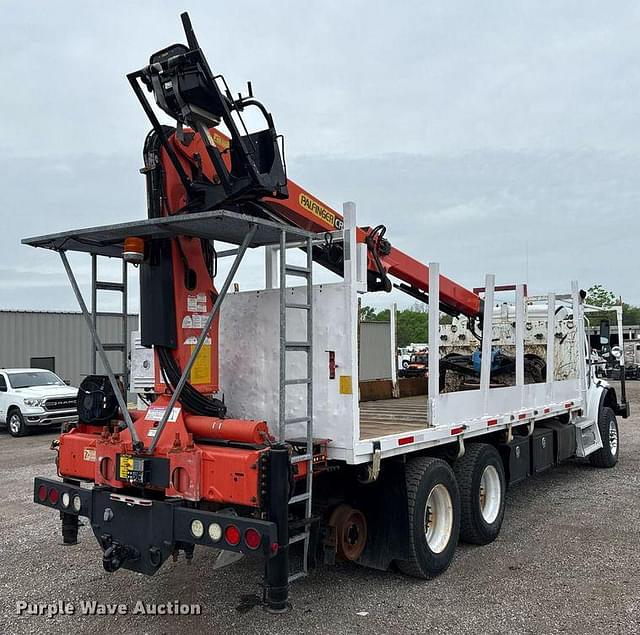Image of Freightliner Business Class M2 equipment image 4